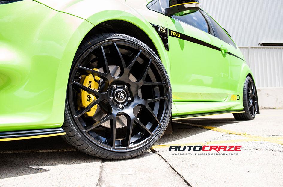 FORD FOCUS  5 STUD  M SPEC MATTE BLACK